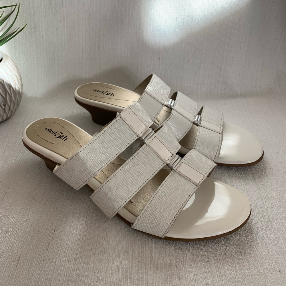 NWOT East5th Elda White Heeled Sandals Woman’s 9W